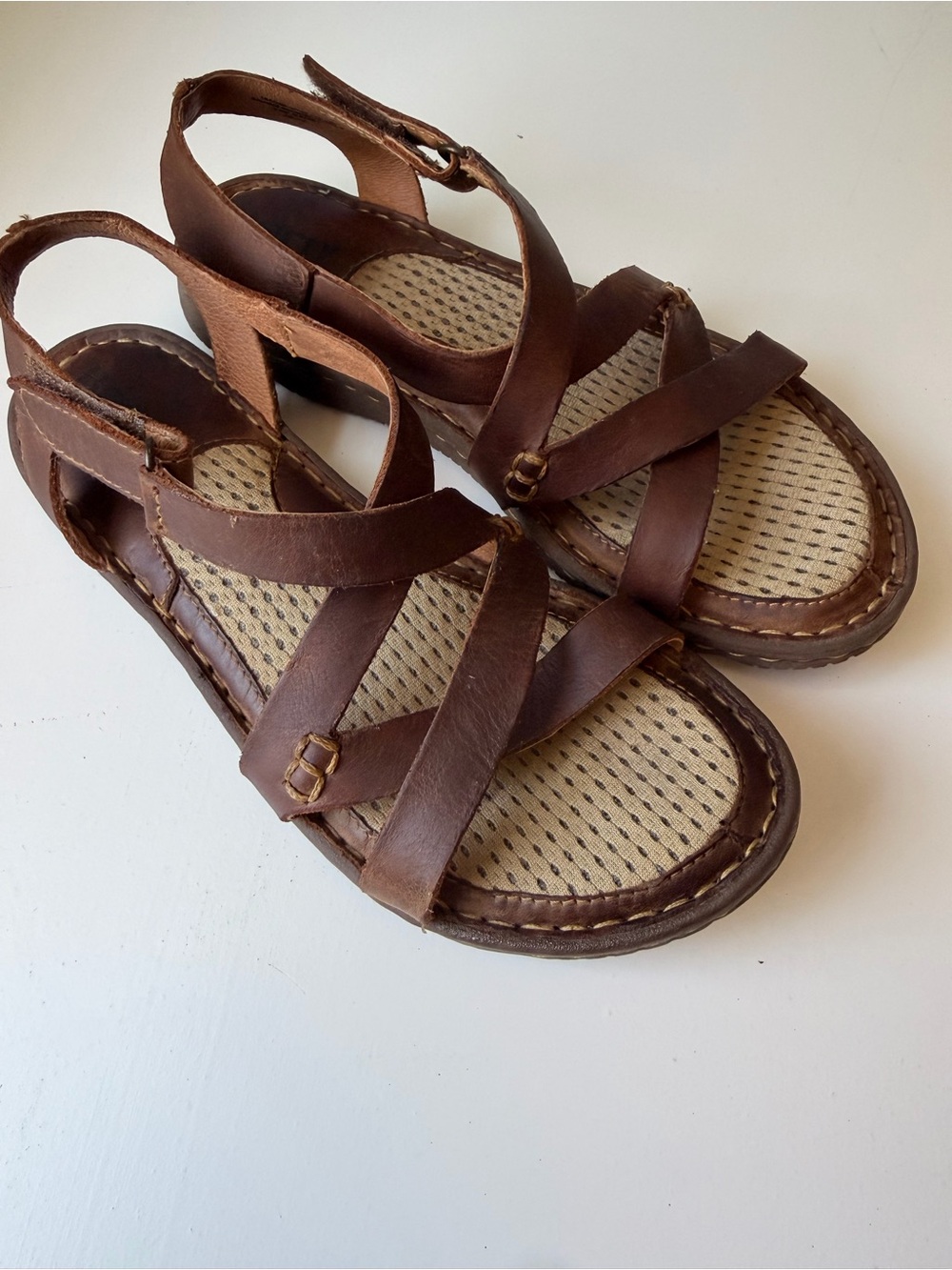 Born Trinidad Sport Leather Strappy Sandals chestnut brown size 6 women’s
